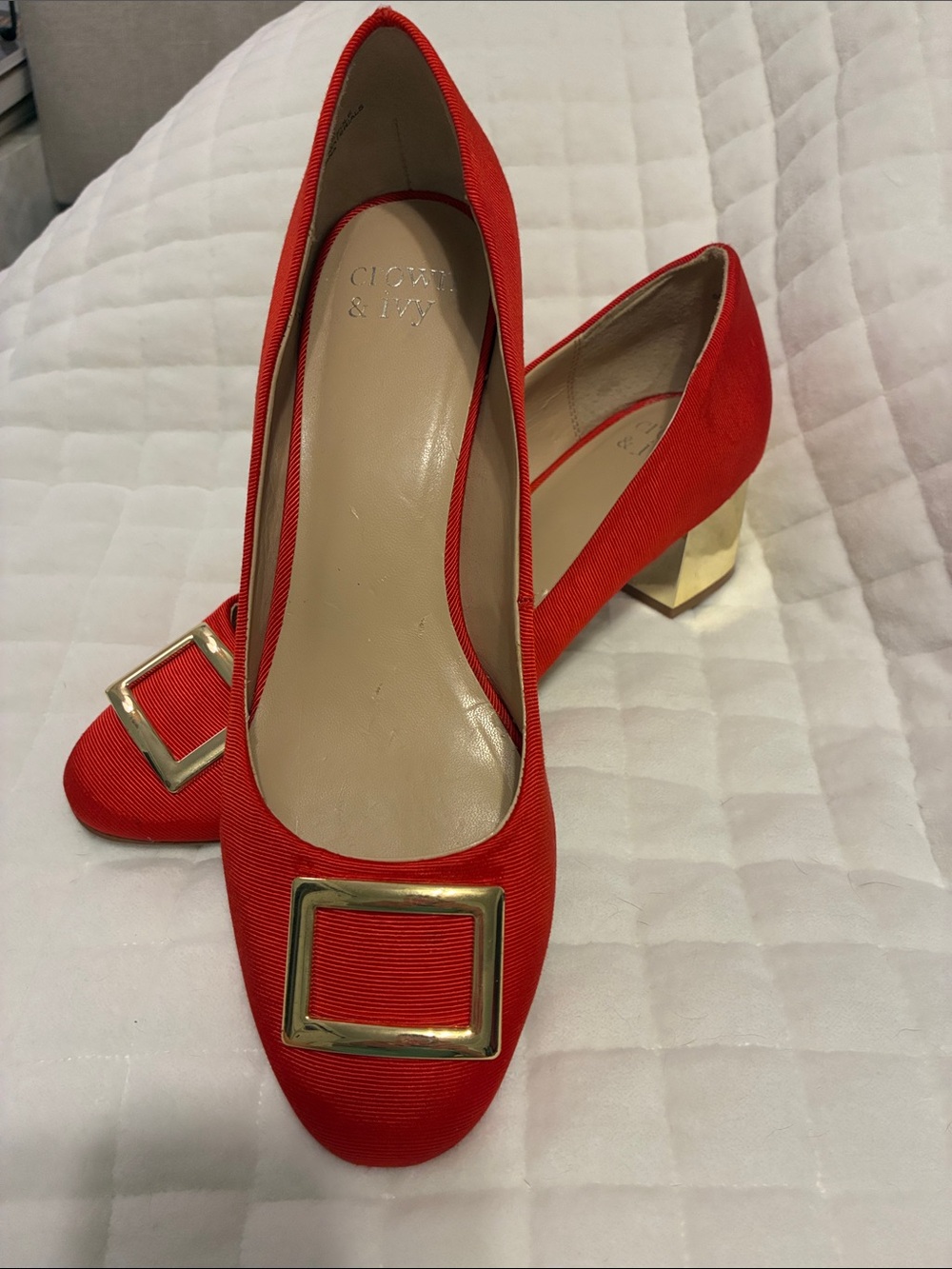 Red Low Block Heel Pumps with Gold Accent by Crown & Ivy. Size 8.5M.